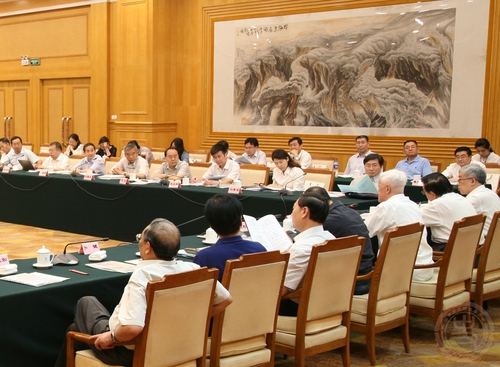 6 国家清史纂修领导小组成员及清史纂修与研究中心领导班子出席会议